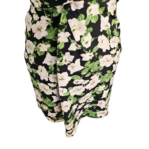 Heartloom The Shilla Dress by in Raven - Picture 8 of 13